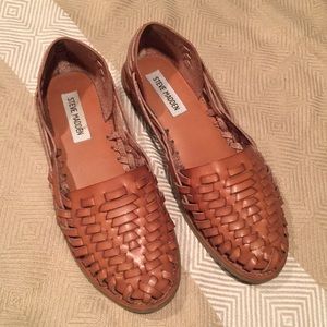 Women’s Steve Madden woven leather loafer shoe